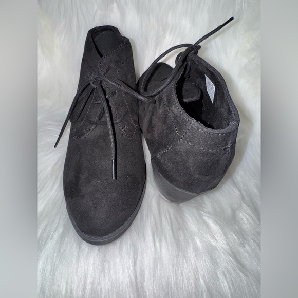 Rocket Dog Black Chukka Boots Suede Lace-Up - Picture 6 of 8